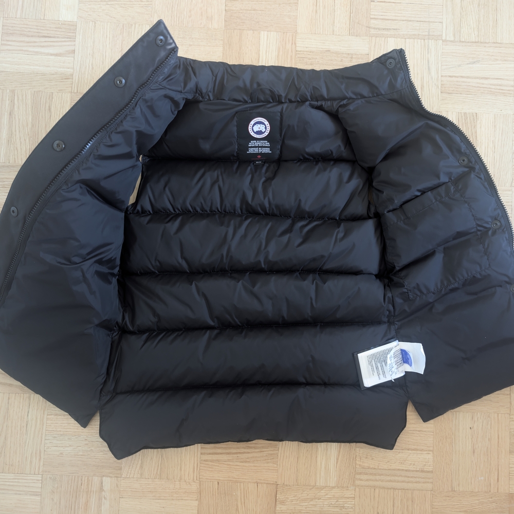 Canada Goose Black Quilted Vest - Picture 4 of 6